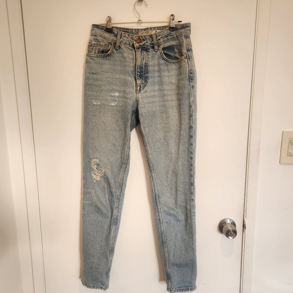 Zara Distressed High-Waisted Mom Tapered Straight Leg Jeans Grunge 90's Style